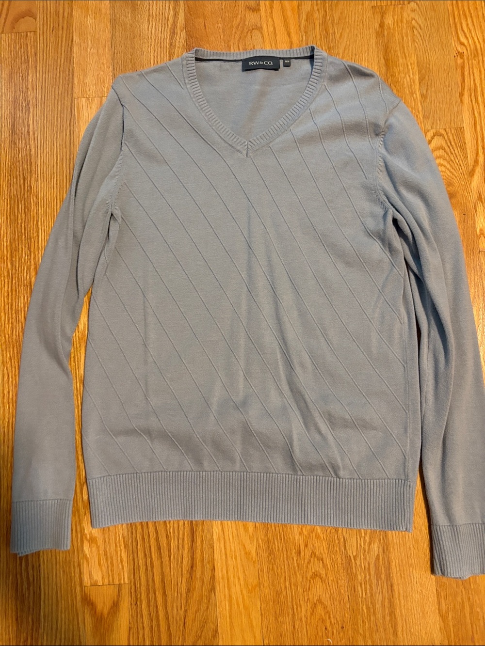 RW&CO. Men's Light Grey V-Neck Sweater